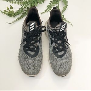 🌵Adidas Alphabounce🌵